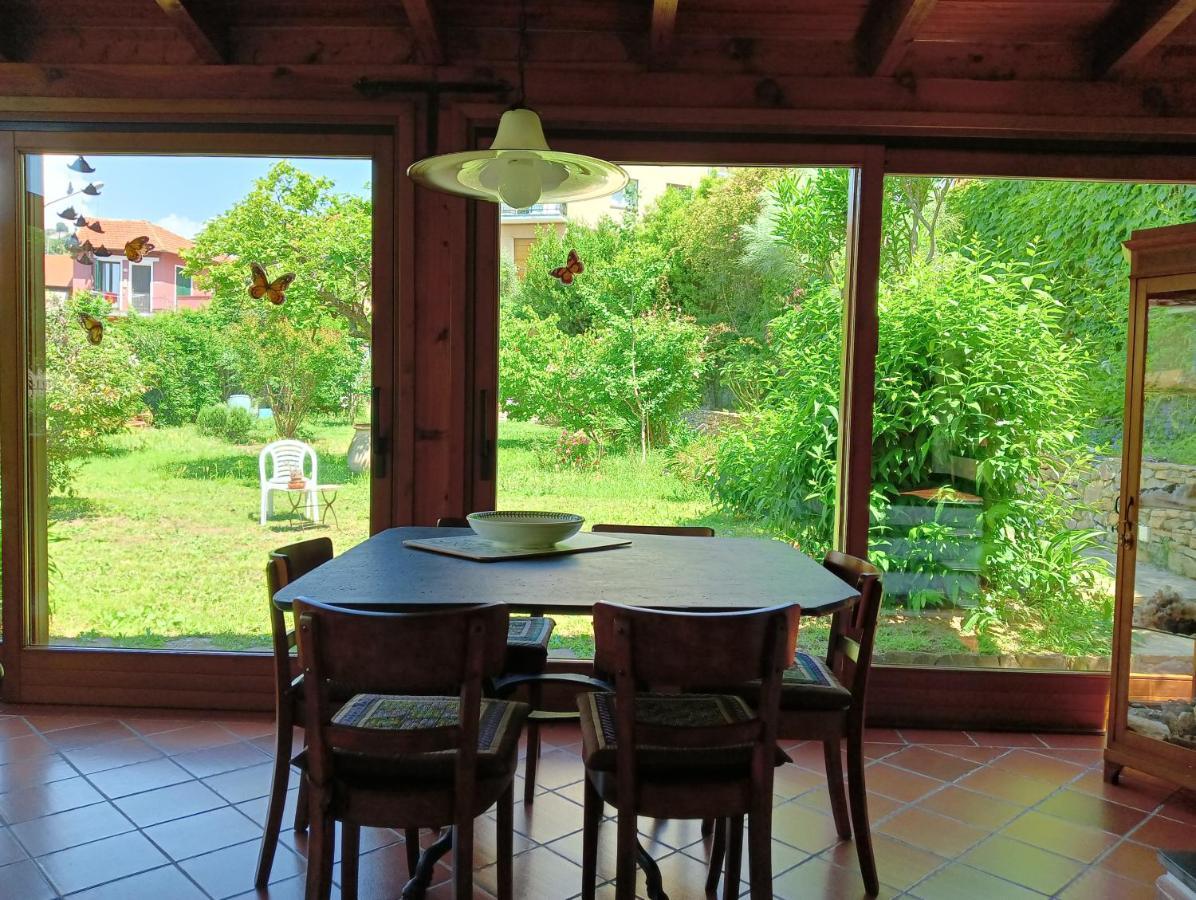 Villetta Con Giardino A Due Passi Dal Mare Imperia Extérieur photo