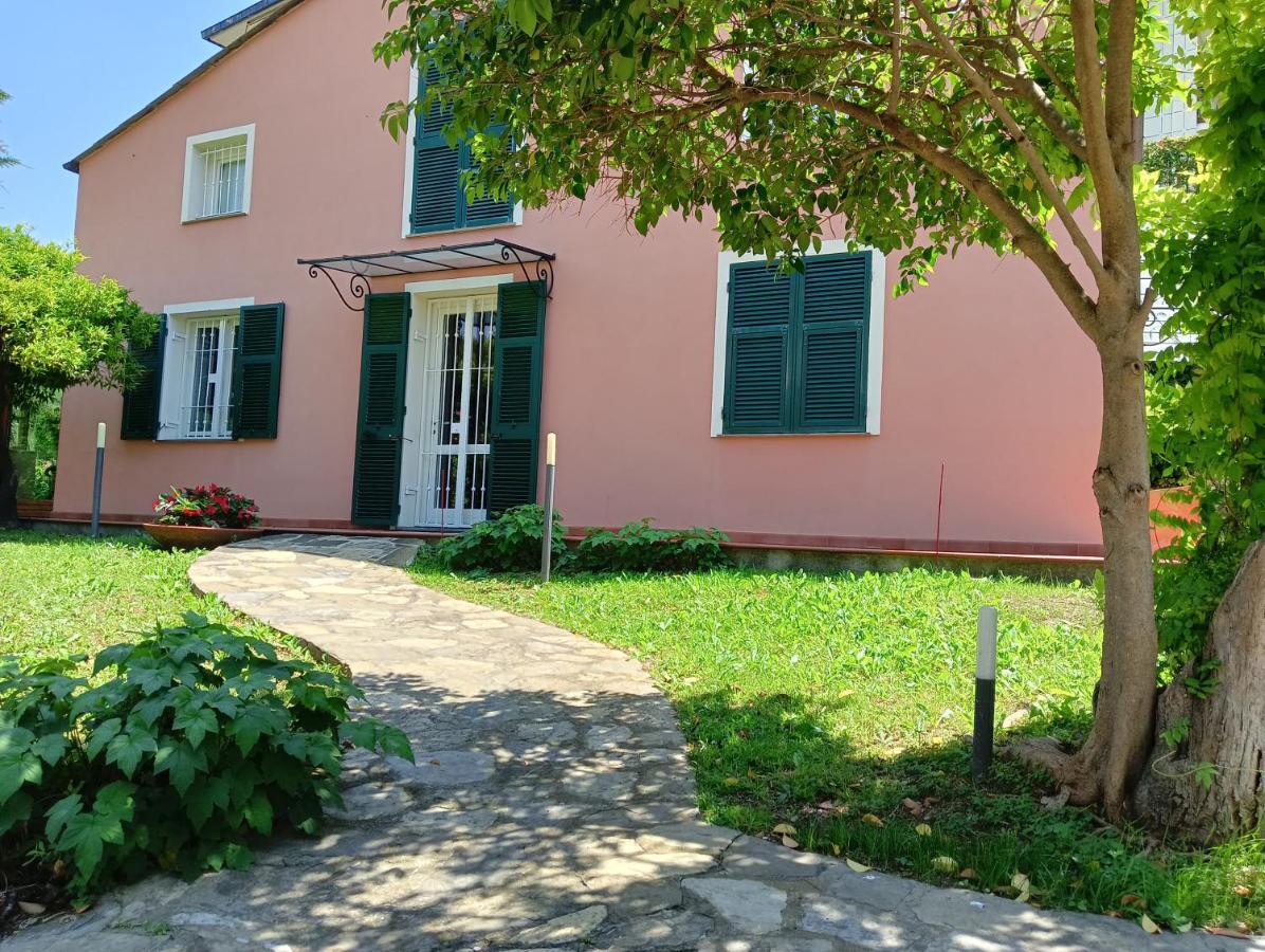 Villetta Con Giardino A Due Passi Dal Mare Imperia Extérieur photo