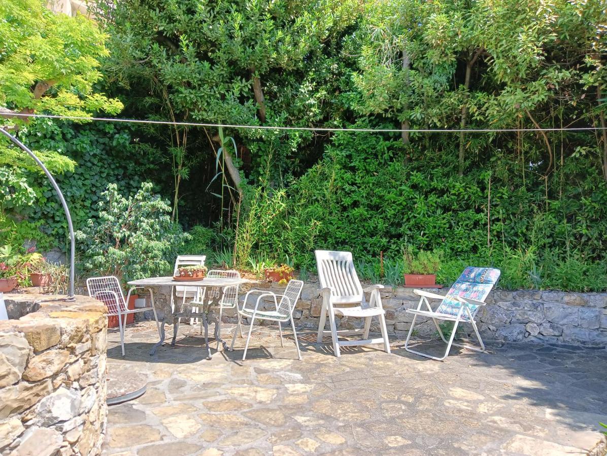Villetta Con Giardino A Due Passi Dal Mare Imperia Extérieur photo